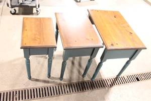 lot 222 image: Set of 3 Nesting Tables with Wooden Tops