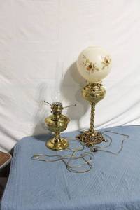 lot 257 image: Pair of Brass Vintage Electric Lamps with Floral Glass Globe