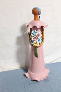 lot 263 image: Vintage Pink Ceramic Figurine with Floral Bouquet