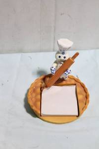 lot 321 image: Pillsbury Doughboy Ceramic Notepad Holder