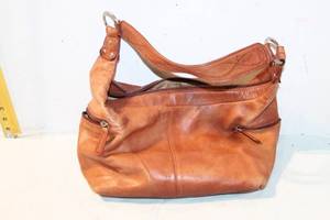 lot 440 image: Agnes B. Cognac Leather Shoulder Bag