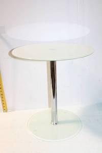 lot 448 image: Round Glass Top Side Table with Chrome Base