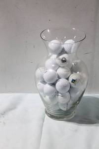 lot 475 image: Glass Vase Filled with Assorted Golf Balls Collection