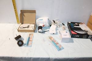 lot 488 image: Mixed Lot of Household Tools and Electronics