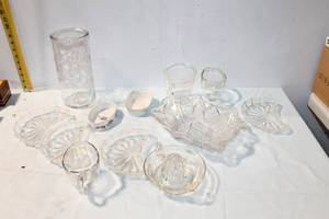 lot 491 image: Set of Crystal and Porcelain Kitchenware Including Serving Dishes and Vases