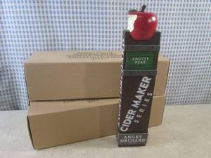 lot 18 image: (CS) 2 Angry Orchard Cider Maker Se...
