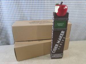 lot 19 image: (CS) 2 Angry Orchard Cider Maker Se...