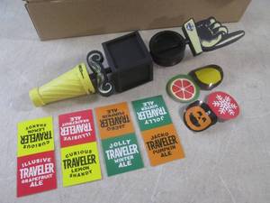 lot 24 image: (EW3) 2 The Traveler Beer Co. Beer ...