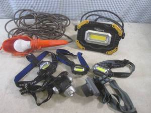 lot 47 image: (CSB) 2 Work Lights (Both Work) and...