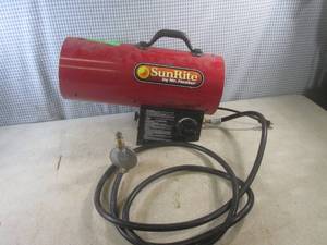 lot 53 image: (EW4) SunRite by Mr Heater Propane ...