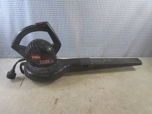 lot 55 image: (EC1) Toro Power Sweep Electric Blo...