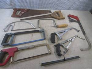 lot 74 image: (EW4) Assorted Saws and Bundle of N...