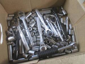 lot 82 image: (CS) Assortment of 14 Drive Socke...