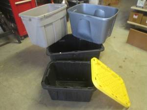 lot 100 image: (BR1) 4 Assorted Totes 1 with Lid...