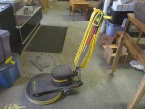 (EC1) NSS Mustang 1500 Vac-Trac Com...