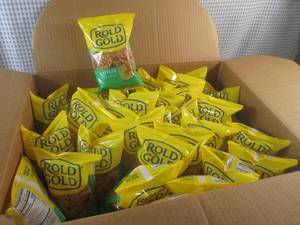 lot 122 image: (EC2) 30 Bags of Rold Gold Waffles ...