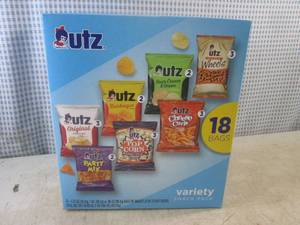 lot 174 image: (B-4) 18 Bag Variety Snack Pack Bes...