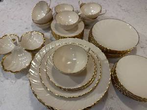 Ivory Porcelain Dinnerware Set with Gold
