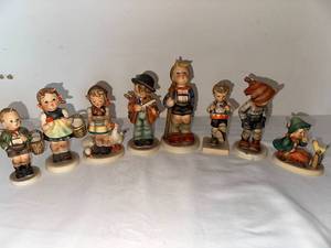 Vintage Hummel Figurine Set
