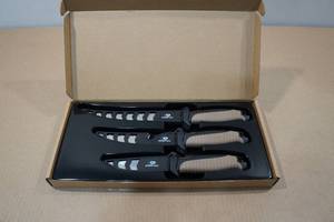 lot 5 image: Mossy Oak 3-Pack Hunting Knife Set