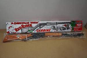 lot 18 image: Daisy Red Ryder 650 Shot A Christmas Wish BB Gun