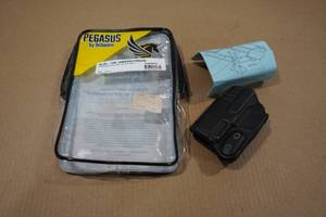 lot 71 image: Pegasus Springfield Hellcat OSP 3 Holster