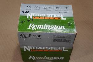 lot 184 image: 20 Remington Nitro Steel 10 Gauge 3-12 Magnum T-Shot Shotshells