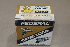 lot 200 image: 25 Federal 20 Gauge 2-34 8 Shot Shotshells