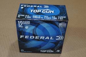 lot 210 image: 25 Federal Top Gun 12 Gauge 2-34 7-12 Shot Shotshells