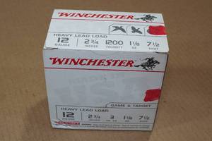 lot 212 image: 25 Winchester 12 Gauge 2-34 7-12 Shot Lead Shotshells