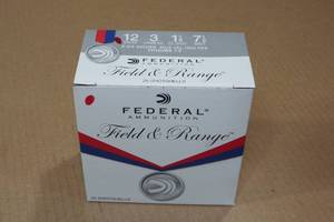 lot 216 image: 25 Federal 12 Gauge 2-34 7-12 Shot Shotshells