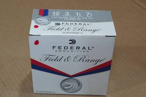 lot 218 image: 25 Federal 12 Gauge 2-34 7-12 Shot Shotshells