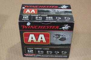 lot 223 image: 25 Winchester AA 12 Gauge 2-34 7-12 Shot Shotshells