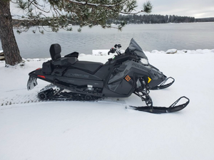 Polaris Snowmobile (x2) Rental & Lodge Stay Getaway