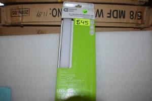 lot 13 image: 24 Satin Series LED Undercabinet Light