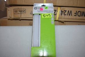lot 14 image: 24 Satin Series LED Undercabinet Light
