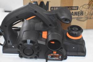 lot 26 image: WEN 6534 8-Amp 4-38-Inch Electric Hand Planer
