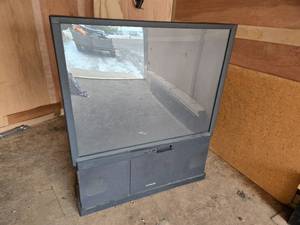 lot 3 image: Hitachi 50-inch CRT Rear Projection Television Model 50GX20B