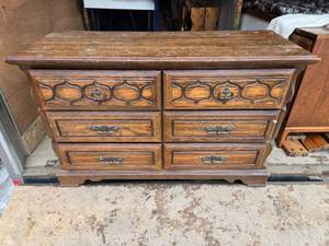 lot 24 image: Vintage Wooden Dresser with Six Drawers
