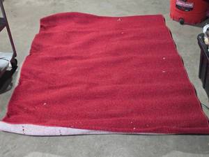lot 51 image: Used Red Carpet Rug 67 x 411