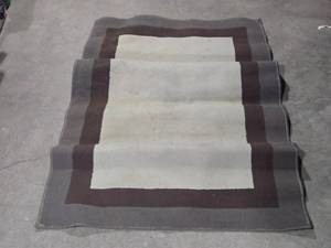 lot 54 image: Large Rectangular Area Rug with Dark Border Approx 59 x 39