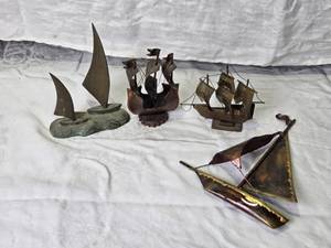lot 71 image: 4 Metal Sailboat Figurines