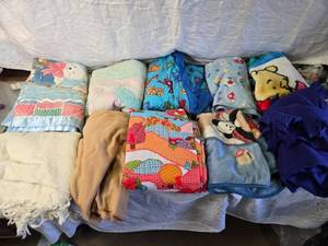 lot 189 image: Mixed Baby and Childrens Blankets