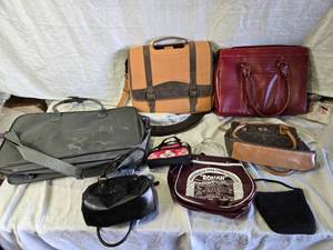lot 200 image: Collection of Handbags and Travel Bags