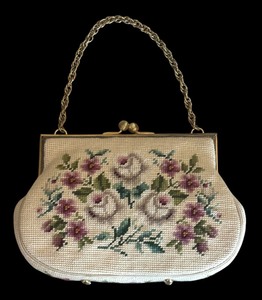 lot 53 image: Beautiful Needlepoint Handbag