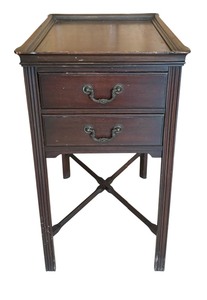 lot 58 image: Vintage Side Table  Accent Table