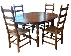 lot 18 image: Vintage Drop Leaf Dining Table with Four Chairs