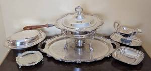 lot 87 image: Vintage Silver Plated Servingware