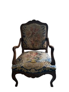 lot 31 image: Vintage Carved Wood Louis XV Style Needlepoint Upholstered Chair