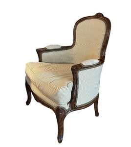 lot 32 image: Vintage Century Chair Country French Provincial Upholstered Accent Arm Chair